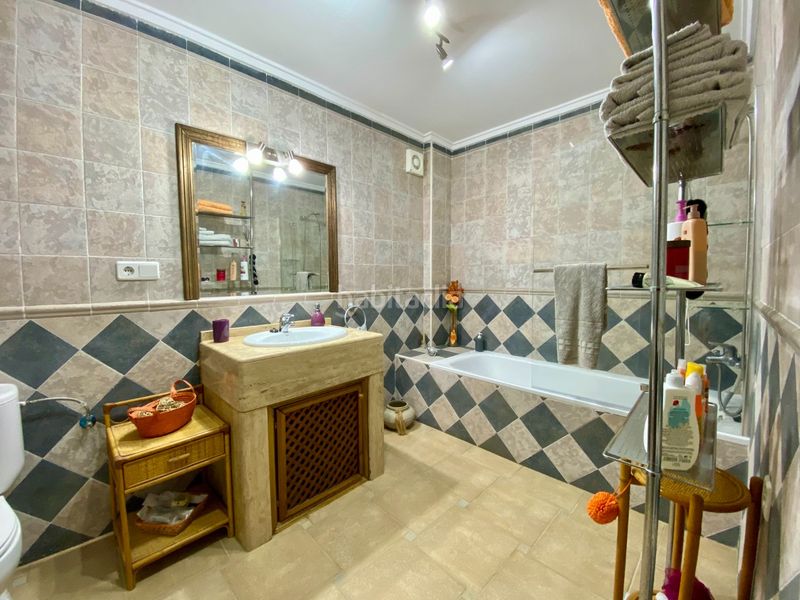 Foto 51810d03-8476-45a3-820e-f3667356ff02. Casa amb piscina a Almoradí