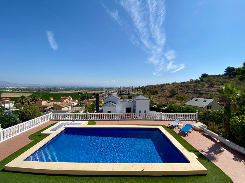 Foto a2da9876-94eb-4b52-9ca9-190afcd1f76d. Casa amb piscina a Almoradí