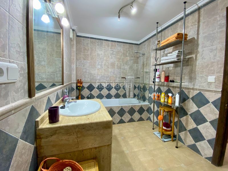 Foto adb53169-e613-4c64-9266-688e73e87b44. Casa amb piscina a Almoradí
