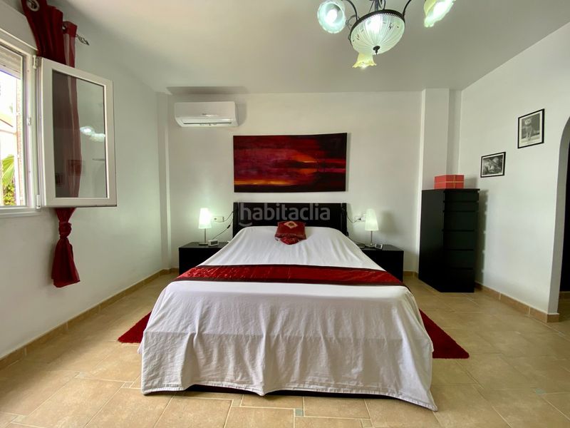 Foto af0da2e3-72b9-48d1-abde-d740aa72710d. Casa amb piscina a Almoradí