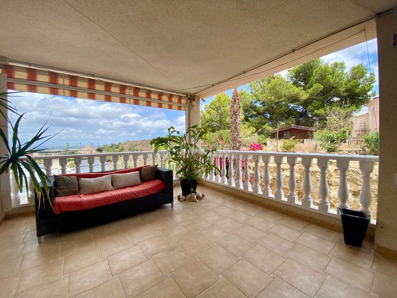 Foto e856e40b-016d-4cc4-9290-214211495d14. Casa amb piscina a Almoradí