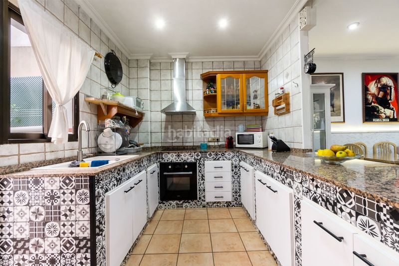 Foto e300767d-7212-4ba5-8302-d14b5c403f04. Casa a Centro Rojales