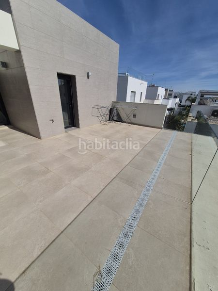 Foto a4233dd9-fc8a-4bb0-bce9-0e515a1927ed. Casa amb aparcament piscina a Pueblo Bravo Rojales