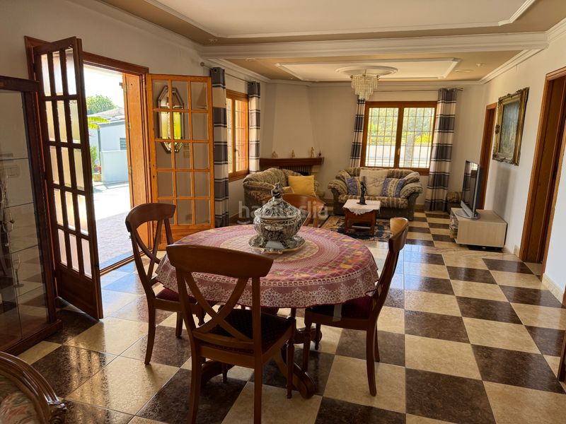 Foto b8dda55c-8500-4623-b36c-349a70654868. Casa amb aparcament piscina a Perleta - Maitino Elche / Elx