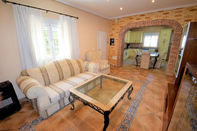 Foto c799fa2e-65a9-4408-90b4-27fd6b4f75c5. Casa amb piscina a Centro Rojales