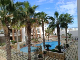 Appartement à Los Secanos. Located within an exclusive residential complex in one of the pr