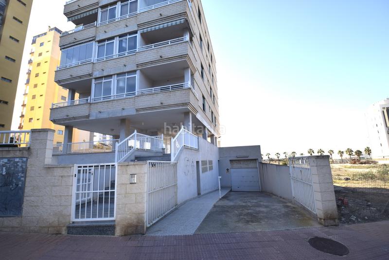 Foto 7d1ffdbe-5303-46f9-814c-e6a0e5616a44. Appartamento con parcheggio piscina in Puerto Deportivo Guardamar del Segura