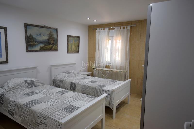 Foto 666c38c8-8d0f-4fb9-9f00-1a482974ace1. Xalet amb calefacció aparcament piscina a El Edén Guardamar del Segura