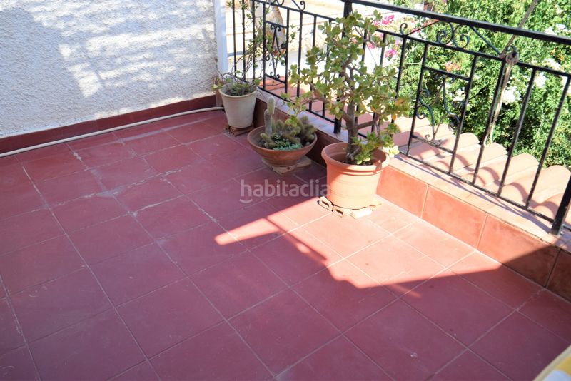 Foto cdb26c1d-4004-44d4-9914-0e96a290c66c. Casa amb aparcament piscina a calas Santa Pola este Santa Pola