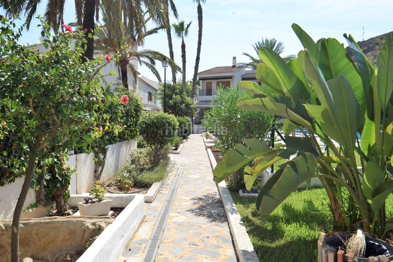 Foto cef9d066-4c40-4dac-a03d-8c4b8d4e81d3. Casa amb aparcament piscina a calas Santa Pola este Santa Pola