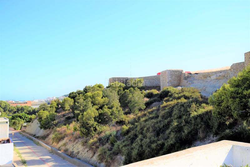 Foto 70c41ad8-1a88-4fde-9f1e-ee1fbdf94dd8. Xalet amb calefacció aparcament a Pueblo Guardamar del Segura