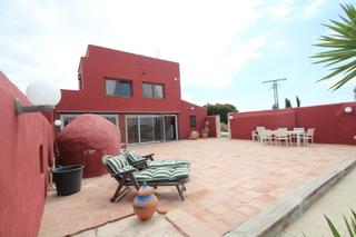Maison à Desamparados - Hurchillo - Torremendo. Oportunidad de vivir en un lugar uacutenico y con posibilidad de
