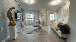Appartement à Pueblo. Amplio apartamento de 3 dormitorios, 118msup2 construidosampnbsp