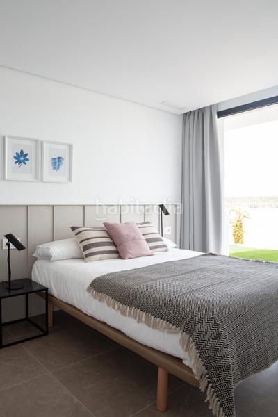 Foto 06ddb3c7-ac6d-48aa-9d6a-b7955b87361c. Chalet con parcheggio piscina in Campoamor Orihuela