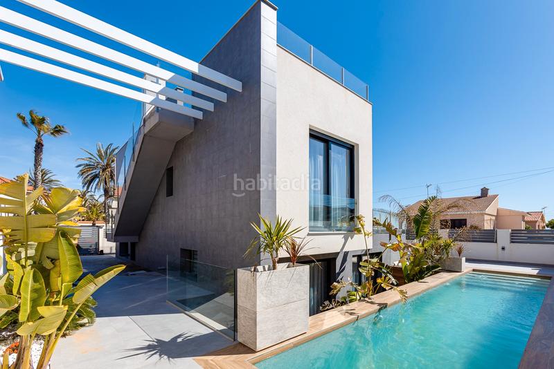 Foto bb91e741-1c79-4650-89bc-87048956f801. Haus mit parking pool in Los Europeos Torrevieja