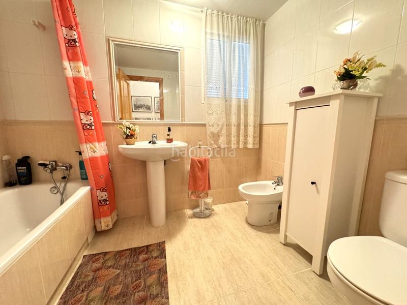 Foto 33f3c8f2-6aa2-41a7-8c79-144e34f075a6. Etagenwohnung mit parking in Pueblo Guardamar del Segura