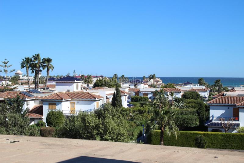 Foto 7a7668b9-c80a-4d15-9484-b8675a630bd1. Pis amb piscina a El Playazo Vera