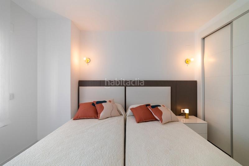 Foto ad18adb9-cdee-446a-b2cf-864a93d53475. Appartement avec parking piscine dans Punta Prima Orihuela