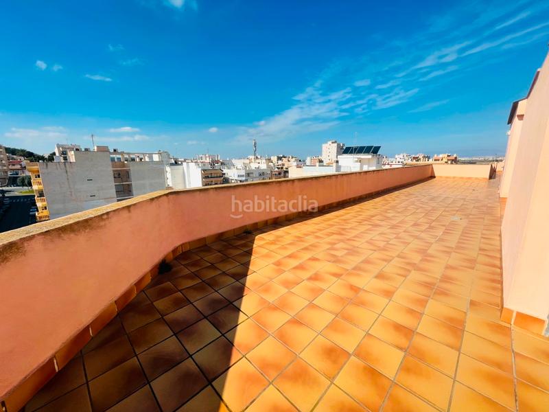 Foto e6e37c9e-1790-4f18-9568-b6b237b73762. Etagenwohnung mit parking in Pueblo Guardamar del Segura