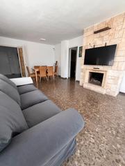 Lloguer Pis  Carrer de la costa daurada. Acollidor pis  de temporada a sant vicenç de montalt (del 28 jul