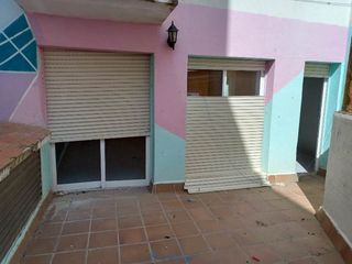 Local Comercial en Can Fatjó-Sant Jordi Park-Plana del Castell. Local comercial