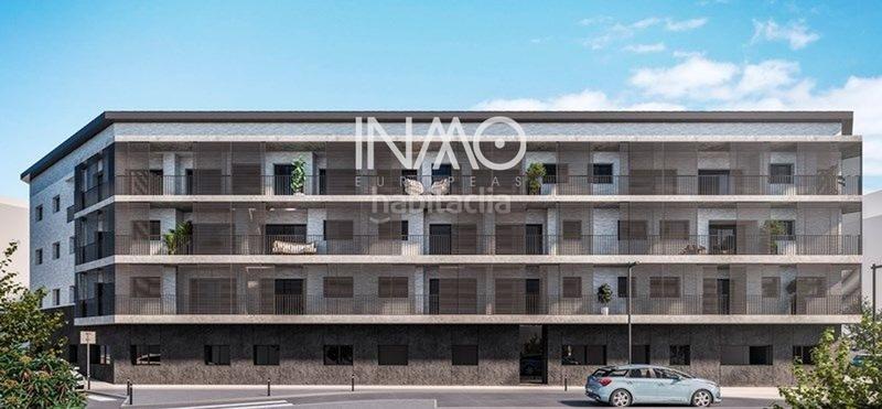 Foto dc69cddd-5cc7-49c4-b8e4-3afcc13e70cf. Zweistöckige wohnung in Centre Rubí