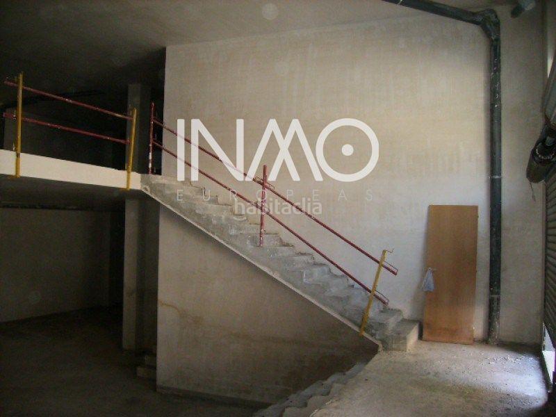 Foto a4285a5d-6d0b-4d95-9db3-a51f8818f9ef. Local commercial dans Centre Rubí