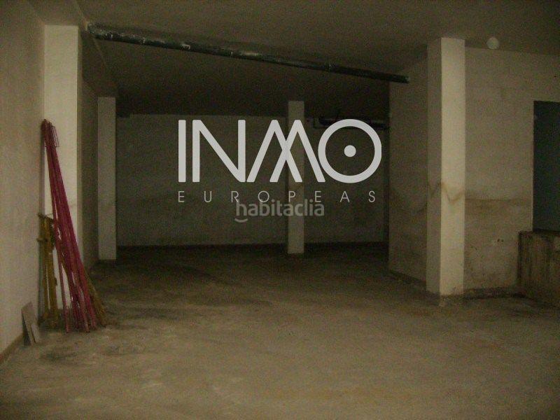 Foto c66cbb25-f2a4-4d7b-a1c9-3aa55c654777. Local commercial dans Centre Rubí