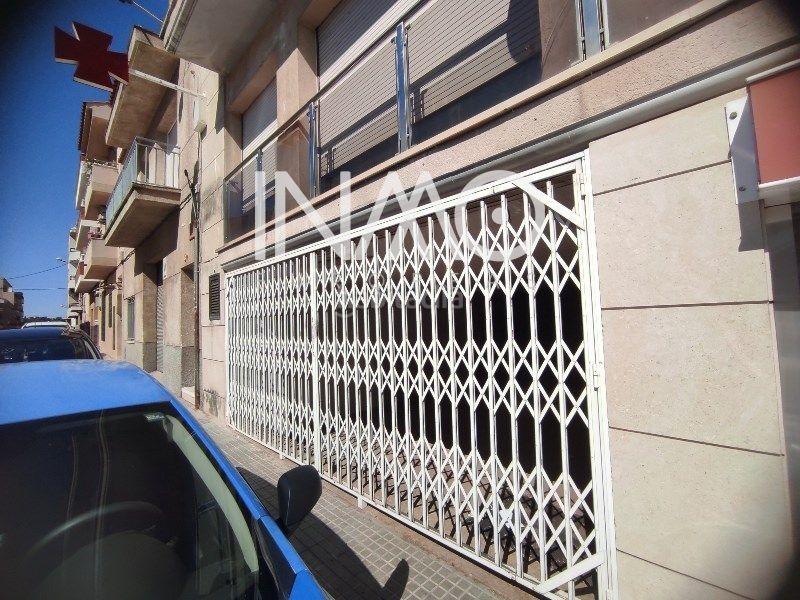 Foto 55b2cbb9-4fb0-415a-977d-13d367d0970b. Local comercial a La Serreta Rubí