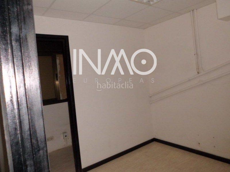 Foto f41a9555-23dd-4c57-9434-530f61da0b1b. Affitto locale commerciale in Centre Rubí