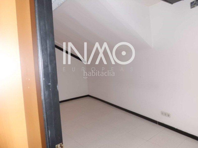 Foto 9ed8b2b2-7c57-43ee-a632-08cd2bdd92ba. Alquiler local comercial alquiler comercial en el centro en Rubí