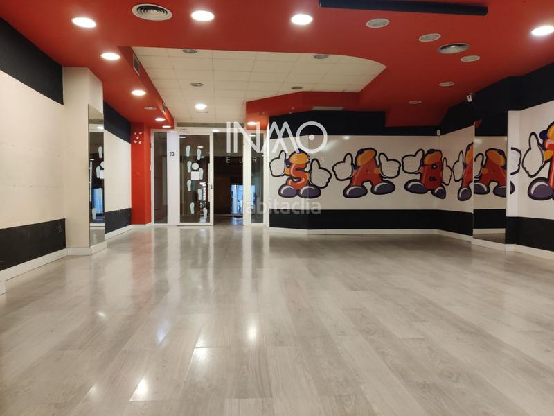 Foto 75d8929f-7a05-4a36-a671-4b14c9455c61. Alquiler local comercial  en alquiler y con 120 m2. en Rubí