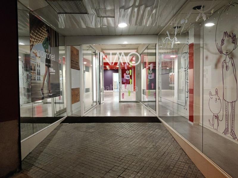 Foto 8ee73f0f-f026-4cc8-9ad4-13e9bf0ef102. Alquiler local comercial  en alquiler y con 120 m2. en Rubí