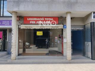 Lloguer Local Comercial  Cal gerrer. Local comercial en la zona mercado, rubí