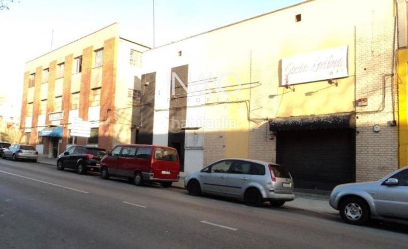 Foto c0ff3ea0-c583-4734-bfa3-20c93048fc3f. Location bâtiment à usage industriel dans Zona Nord Rubí