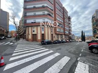 Location Local commercial  Sant salvador. Local comercial en la serreta, rubí