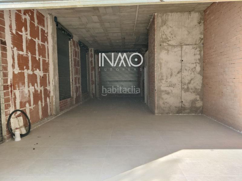 Foto 9076a886-ab81-4564-923f-0d26cc93d5f0. Alquiler local comercial  esquinero en la zona de la mutua, en Rubí