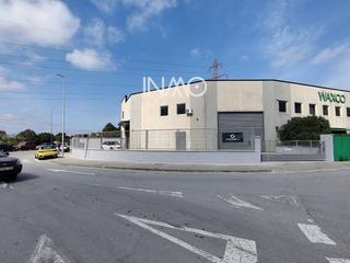 Lloguer Local Comercial a Zona Industrial. Nave en alquiler en rubí