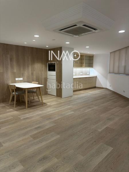 Foto cf748b2f-bf91-43bc-80ee-f1658a947153. Location bureau avec chauffage dans Mercat Rubí