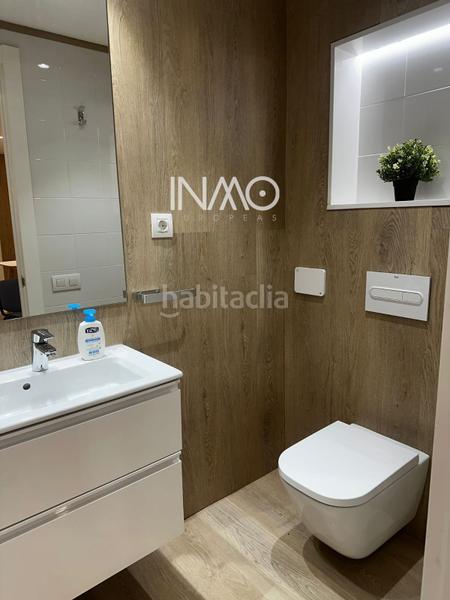 Foto a8f214fe-3faf-475c-8e3d-39abe3792c85. Rent office space with heating in Mercat Rubí