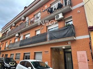 Appartement à La Serreta. Rentabilidad del 6 en rubí piso con inquilino, ideal para invers
