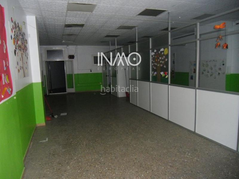 Foto ad5f59a9-e8e6-4b0d-94b2-f13f26cddb67. Local comercial a Progrés Rubí