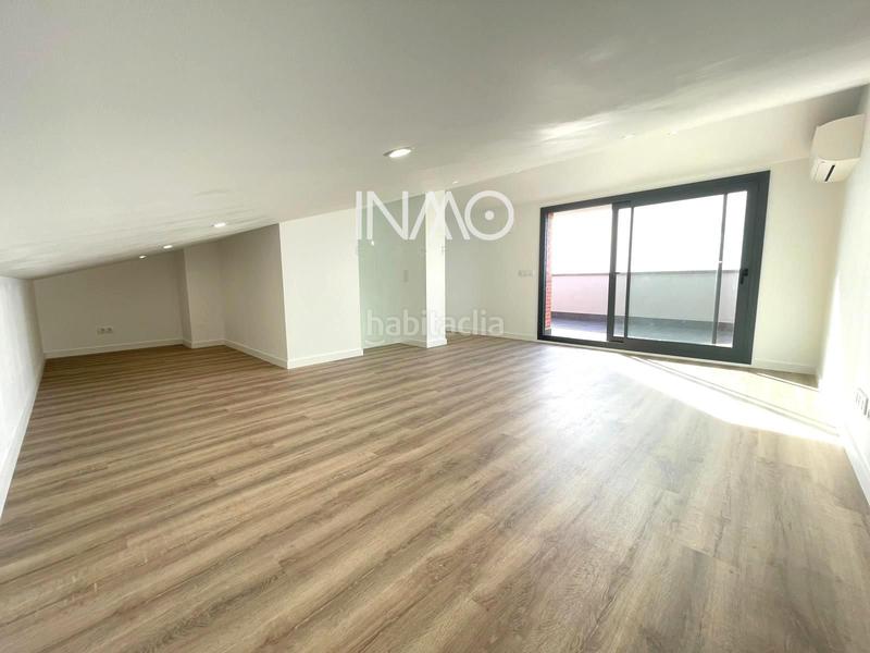 Foto 360ab329-a633-4327-a8fc-69da2245e9f2. Casa amb calefacció aparcament piscina a Els Avets-Can Serrafossà-Ximelis Rubí