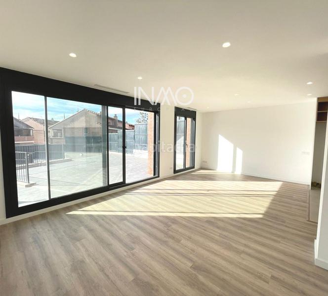 Foto 6eb260a0-2837-4843-a708-4ee412c1f0d0. Casa amb calefacció aparcament piscina a Els Avets-Can Serrafossà-Ximelis Rubí