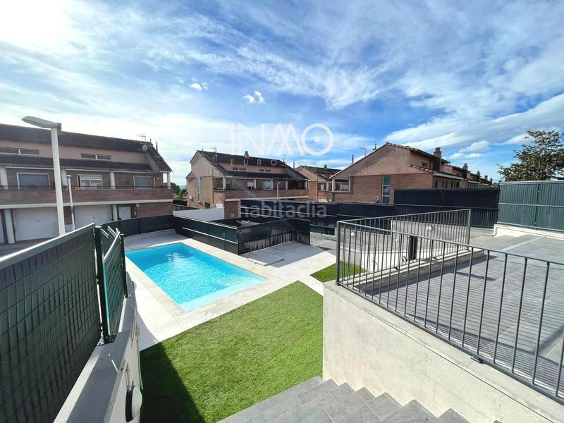 Foto c69f574c-04c3-4d78-81f1-90710a41c629. Casa amb calefacció aparcament piscina a Els Avets-Can Serrafossà-Ximelis Rubí