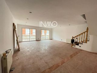 Maison jumelée à Ca n´Oriol. Casa en venta en rubí, ca n oriol
