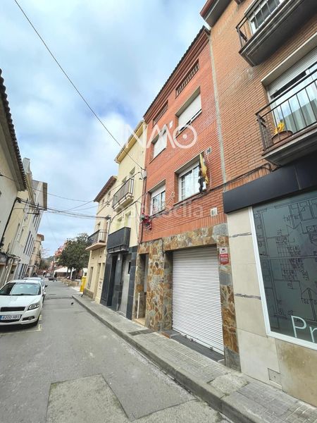 Foto 770eb33c-7058-461c-a1a9-4676bece07bc. Local comercial a Centre Rubí