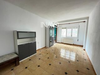 Appartement à Ca n´Alzamora. Piso en venta de origen en las torres, rubí