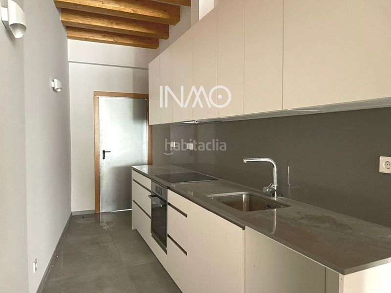 Foto 180fd5db-22e0-454a-9ae9-c6bbd2b0696c. Casa adossada a Centre Rubí