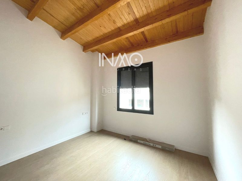 Foto 19cb3ebc-e27b-440f-813e-b6da4e546c55. Casa adossada a Centre Rubí